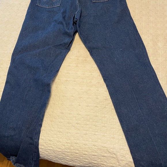 Men’s Wranger jeans. 40 x 34 - Picture 3 of 5